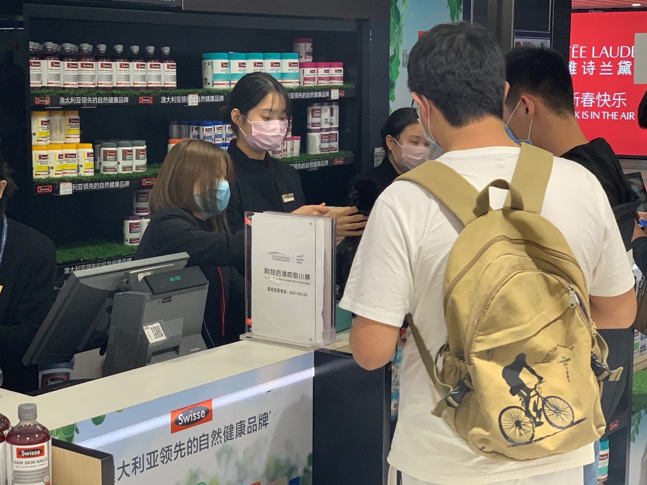 【中國免稅人在行動(dòng)?一線直擊篇】之三：抗“疫”前線，服務(wù)不打烊！